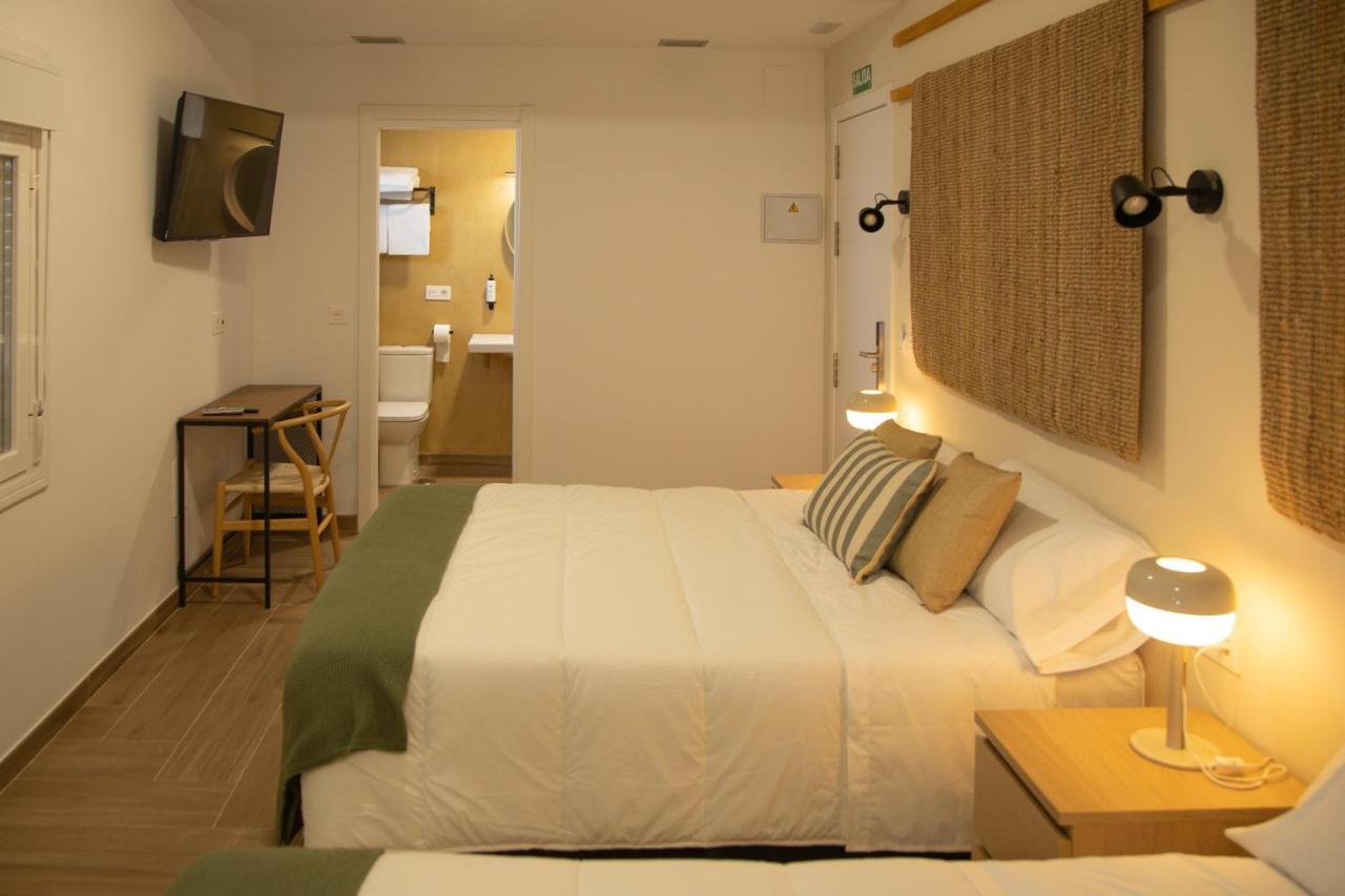 Hotel Los Alamos Boutique Plasencia Exterior photo